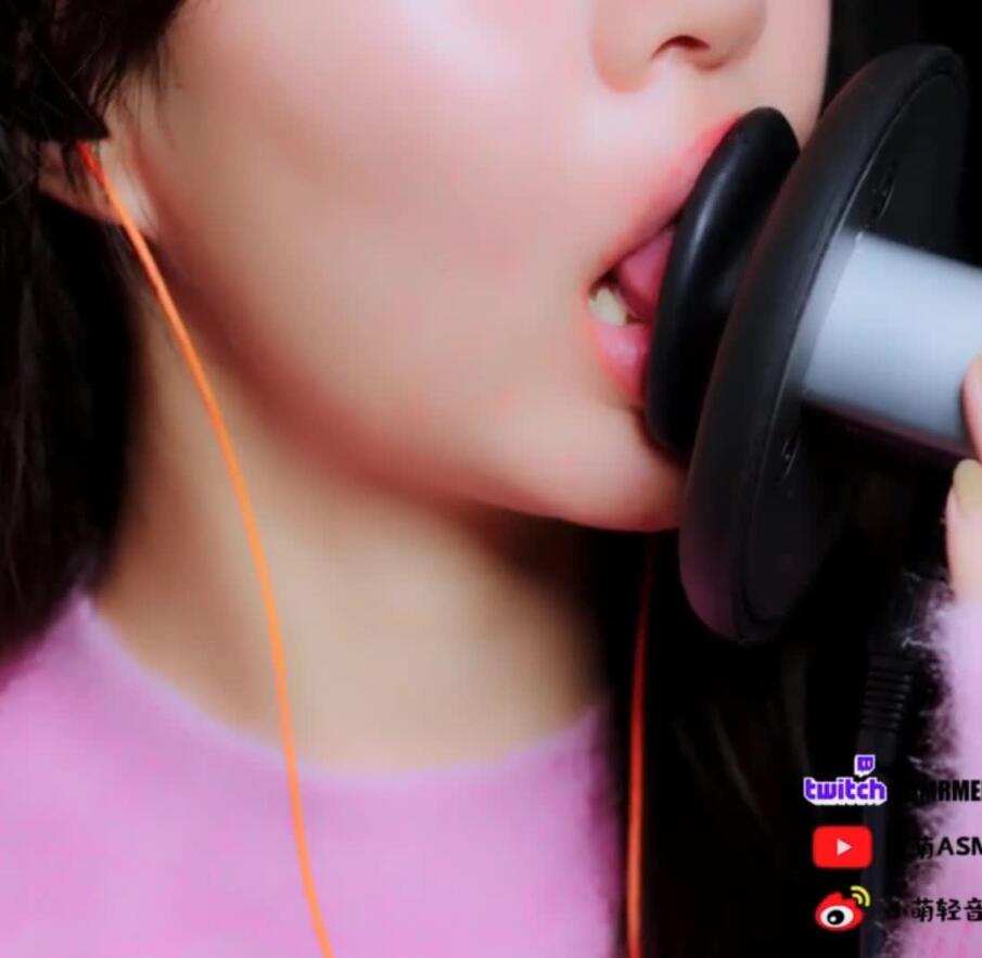 小萌 会员ASMR福利粉色毛衣舔耳